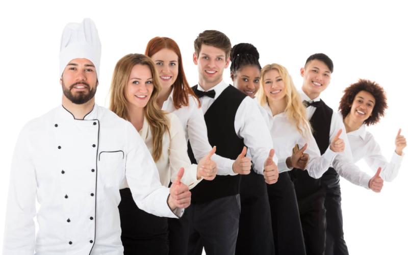 Number of Staff:(21)